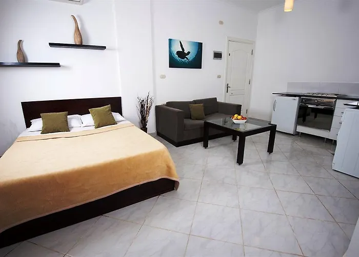 Desert Pearl Apartment